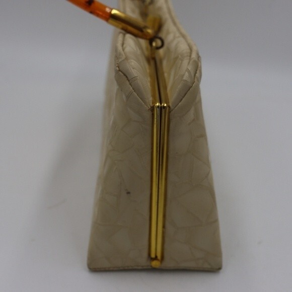 Vintage White Frame Abstract Patterned Box Purse 1960s - Picture 10 of 15